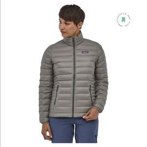 women’s patagonia grey puffer jacket